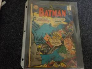 lot 225 image: Batman 12 cent Comic- Feb #199...