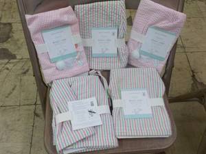 lot 315 image: 5 Pottery Barn Kids Basket Items...
