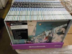 lot 425 image: Case of 6 Pembrook Mothers Day Bre...