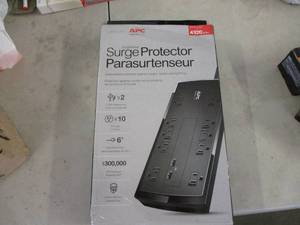 lot 39 image: Surge Arrest Surge Protector...