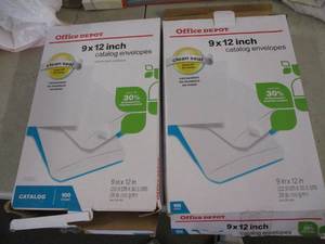 lot 44 image: 2 Boxes of Office Depot 9 x 12 Cat...