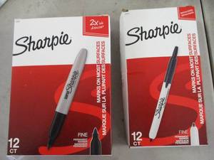 lot 60 image: Black Sharpie Permanent Markers...