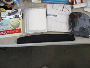 lot 85 image: Office Supplies- see all pictures...