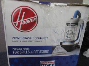 lot 7 image: Hoover PowerDash GO Pet Spot Cleane...