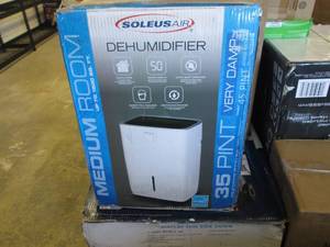 lot 11 image: Soleus Air Dehumidifier 35 pint ope...