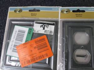 lot 171 image: Assorted Switch Plate Covers...