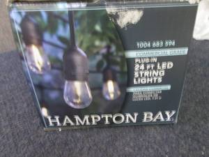 lot 124 image: Hampton Bay 12-Light IndoorOutdoor...