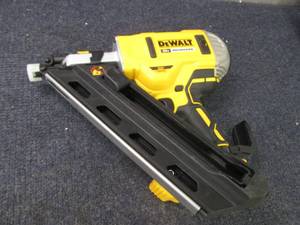 lot 182 image: DeWalt 20-Volt MAX XR Lithium-Ion C...