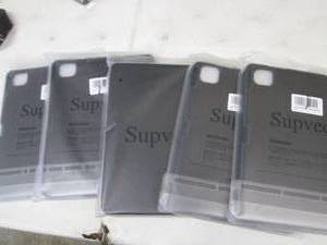lot 211 image: 5 iPad Pro 11 Cases...