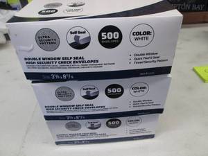 lot 215 image: 3 - 500 ctpk Double Window Self Se...