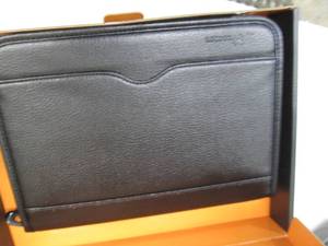 lot 232 image: iPad RooCase...