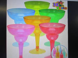lot 274 image: JOYIN  Plastic Margarita Glasses Cu...