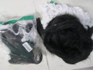 lot 296 image: 2 Halloween Spiders & Webs open pkg...