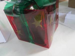 lot 366 image: Light Up Christmas Boxes open box...