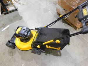 DEWALT 21.5 in. 20-Volt MAX Lithium-Ion Cordless Battery Walk Behind Push Mower