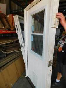 36 in. x 80 in. Classic Clear Vented Half Lite RHOS White Primed Fiberglass Prehung Back Door with Med Pet Door