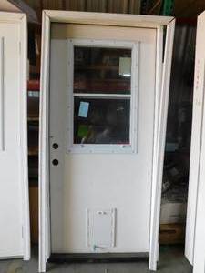 36 in. x 80 in. Classic Clear Vented Half Lite RHOS White Primed Fiberglass Prehung Back Door with Med Pet Door