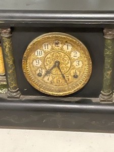 Mantle Clock