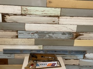 Level, Saws, Flask, Tools