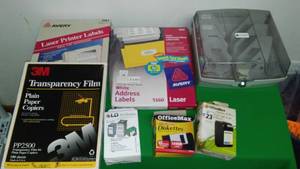 lot 132 image: Office supplies.