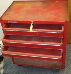 lot 146 image: Stack-on tool chest on Casters