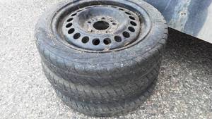 lot 212 image: 3 Space saver spare tires