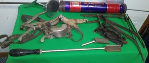 lot 174 image: Vintage metal- farrier files, Hudson, Duster, mirror