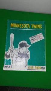 lot 181 image: 1963 Minnesota Twins