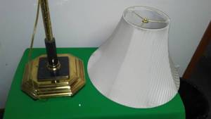 lot 247 image: 5 Ft. Floor lamp