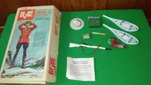 lot 810 image: 1966 GIJOE Gift Set Canadian Mountie. authentic with accessories. 12