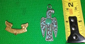 lot 816 image: Turquoise pendant and Be Prepared BSA pin.