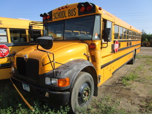 lot 734 image: 77 PASSENGER DIESEL SCHOOL BUS WITH AIR BRAKES