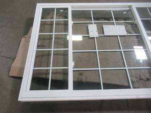 Simonton Windows 83.5 in. x 59.25 in. Double Sliding Window with Grid 2132868