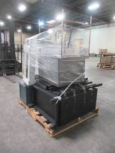 WHOLESALE MIXED PALLET OF MISCELLANEOUS LIVING ROOM CABINETS AND DECOR