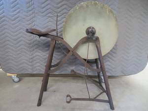 lot 1 image: ANTIQUE PRIMITIVE PEDDLE GRINDING WHEEL.