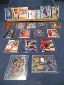 lot 37 image: COLLECTABLE BASKETBALL CARDS