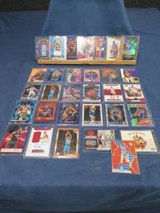 lot 38 image: COLLECTABLE BASKETBALL CARDS