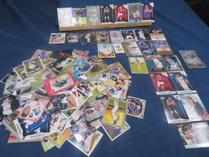 lot 50 image: MIXED SPORTS CARDS- MOSTLY BASEBALL - A COUPLE BASKETBALL AND FOOTBALL