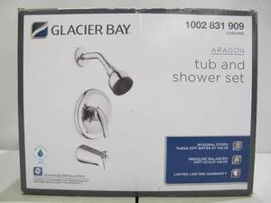 lot 836 image: Glacier Bay Aragon Single-Handle 1-Spray Tub and Shower Faucet in Chrome