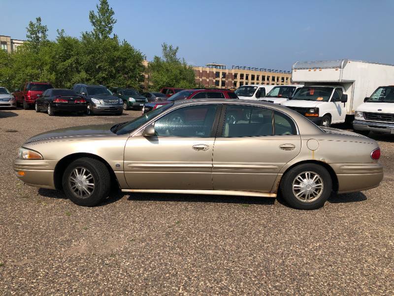 lot 14 image: 2005 Buick Lesabre Custom