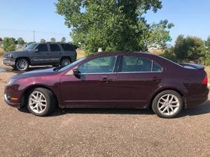 lot 3 image: 2011 Ford Fusion SEL - LOADED AWD