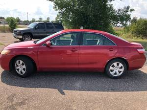 lot 9 image: 2007 Toyota Camry LE