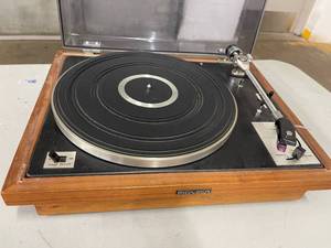 lot 80 image: Vintage PL-A25 Pioneer Turntable