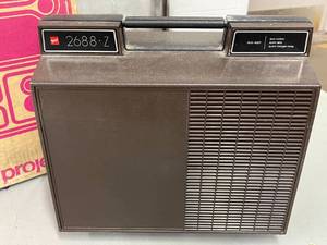 lot 82 image: Vintage GAF Dual 8 Movie Projector