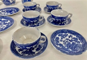 lot 97 image: Miniature Tea Set