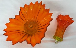 lot 99 image: Amazing Vintage Bright Orange 2 Piece Art Glass