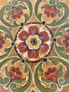 lot 113 image: Vintage Rosemaling Lazy Susan by the Western Bowl Mill