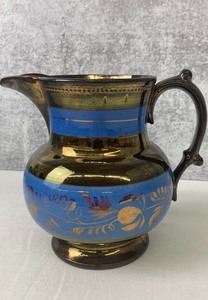 lot 200 image: Three Copper Lusterware Vintage Pitchers