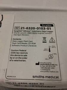 lot 3 image: SurgiVet Advisor Veterinary Data Logger - Appears New &amp Platform with Pole...