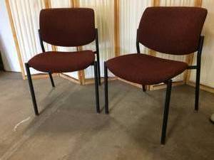 lot 24 image: MSRP $700PAIR - HIGH QUALITY SITONIT SEATING FREELANCE UPHOLSTERED GUEST SIDE CHAIR BLACK FRAME MERLOT FABRIC 300LB CAPACITY - CAN BE STACKED - GREAT CONDITION - NO STAINS&nbsp LIFETIME WARRANTY